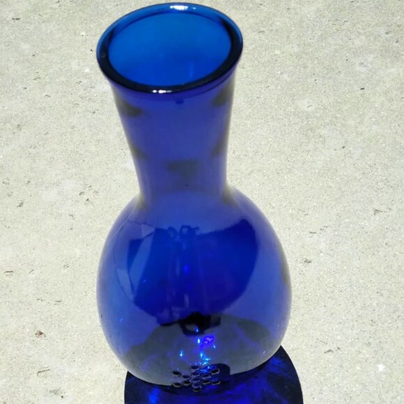 Beautiful Vitbot "Fruit of Life" Cobalt Blue Lead Free Glass Carafe Jug - Picture 4 of 10